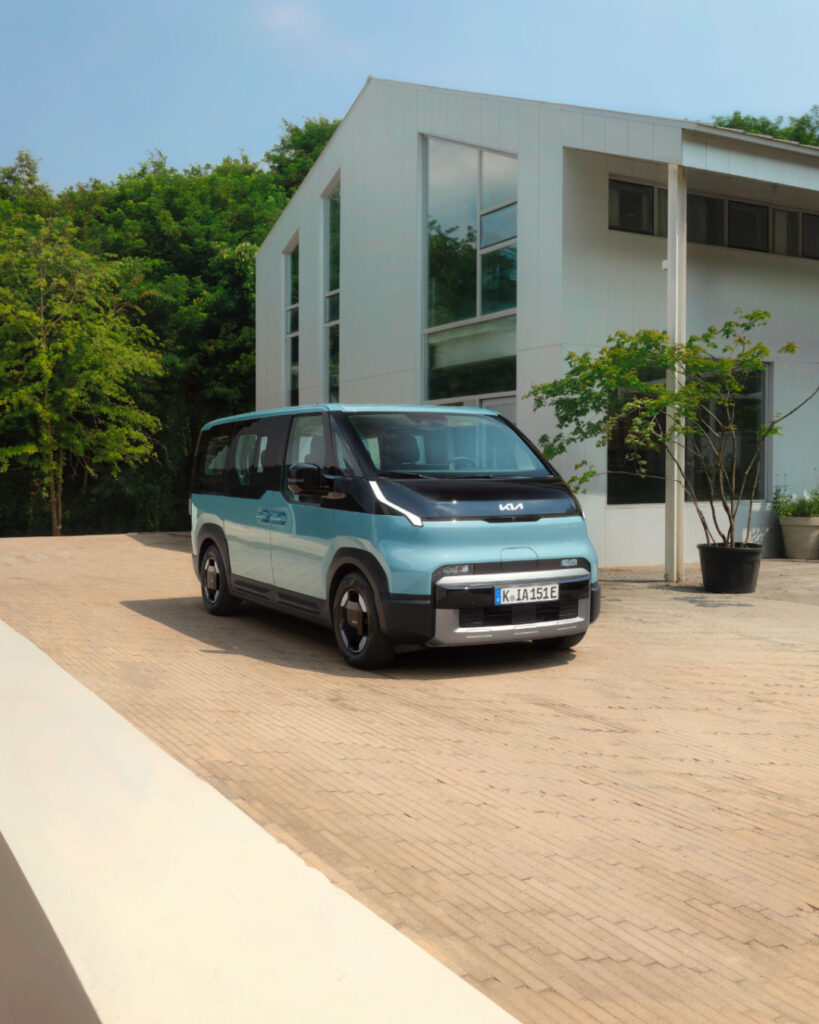 CRIS Kia PV5 passenger 4
